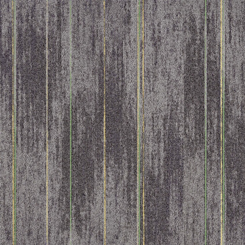 Antistatik karo halı Darwin 22, ortamdaki statik elektriğin vücuda aktarılmasını engeller.