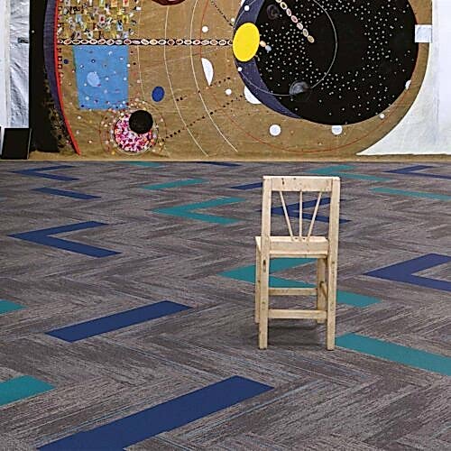 Darwin 35 karo halı parke zemini veya beton üzerine uygulanabilir.