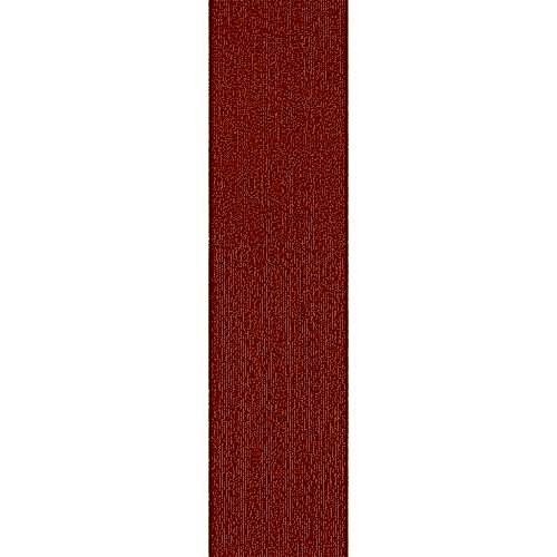 Darwin 32 karo halı, turuncu rengiyle estetik bir görünüme sahiptir.