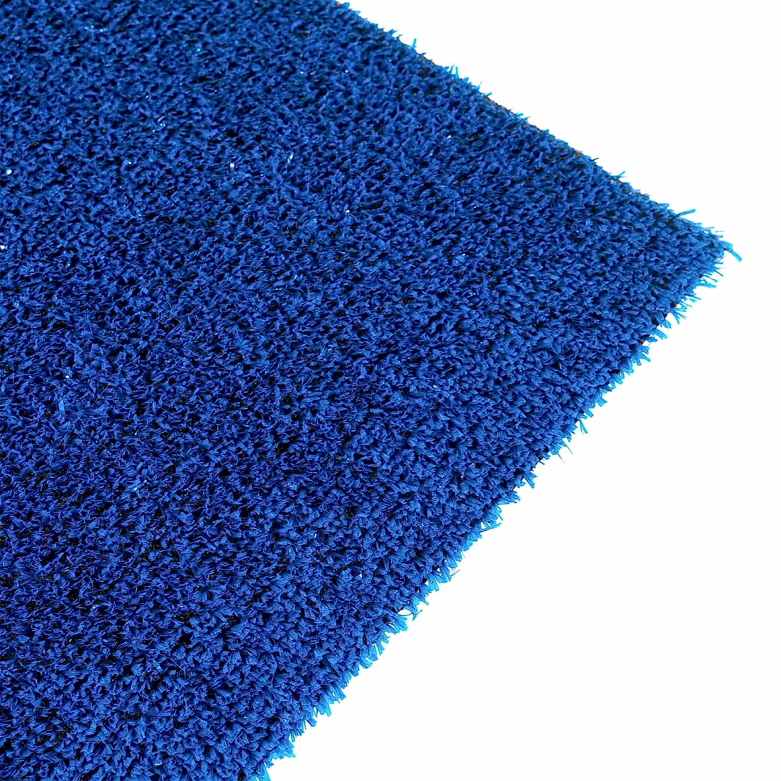 Mavi Çim Halı modeli toplam kalınlığı 7mm dir.