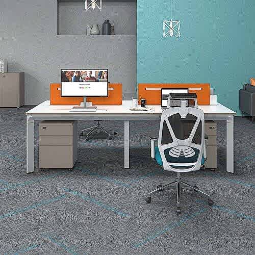 Matisse 2101 karo halı ebatları sayesinde fire olarak da avantaj sağlar.