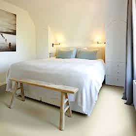 PVC_0010_FUJİ – 10-min