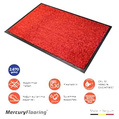 Kırmızı kapı önü paspas, kaymaz taban ve nem alıcı özelliğiyle güvenli kullanım.